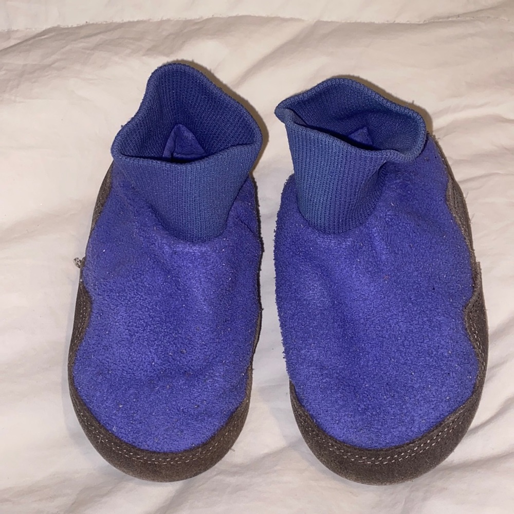L. L. Bean purple fleece and leather slippers size 9-10